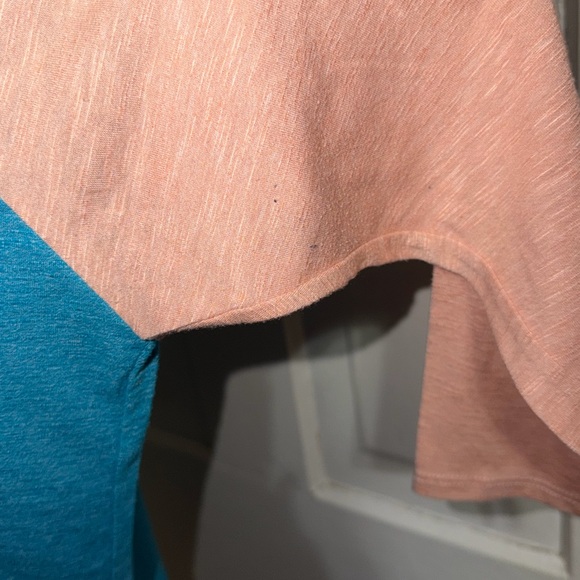 Women’s size medium LuLaRoe Teal and Peach Long Sleeve Raglan Top, shirt, blouse - Picture 6 of 6